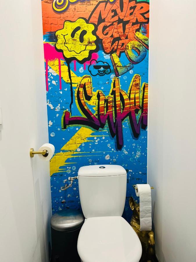 Capsule Street Art - Sauna- Jacuzzi - Playstation 5 - Billard - Netflix - Home Cinema - Terrasse ドゥエー エクステリア 写真