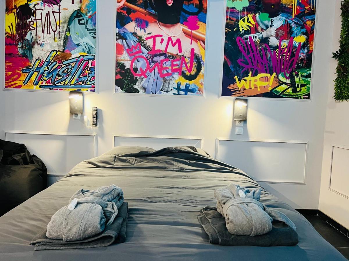 Capsule Street Art - Sauna- Jacuzzi - Playstation 5 - Billard - Netflix - Home Cinema - Terrasse ドゥエー エクステリア 写真