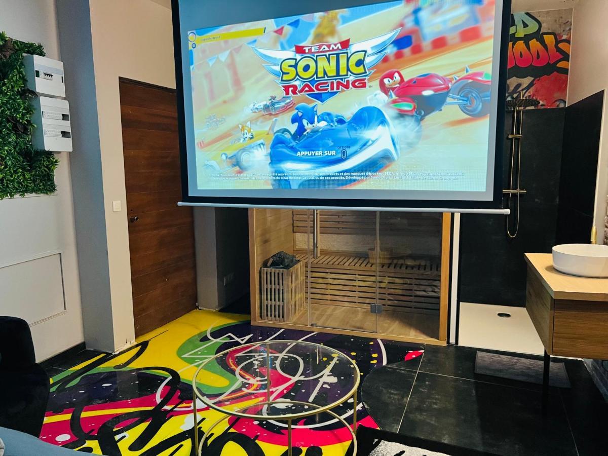 Capsule Street Art - Sauna- Jacuzzi - Playstation 5 - Billard - Netflix - Home Cinema - Terrasse ドゥエー エクステリア 写真