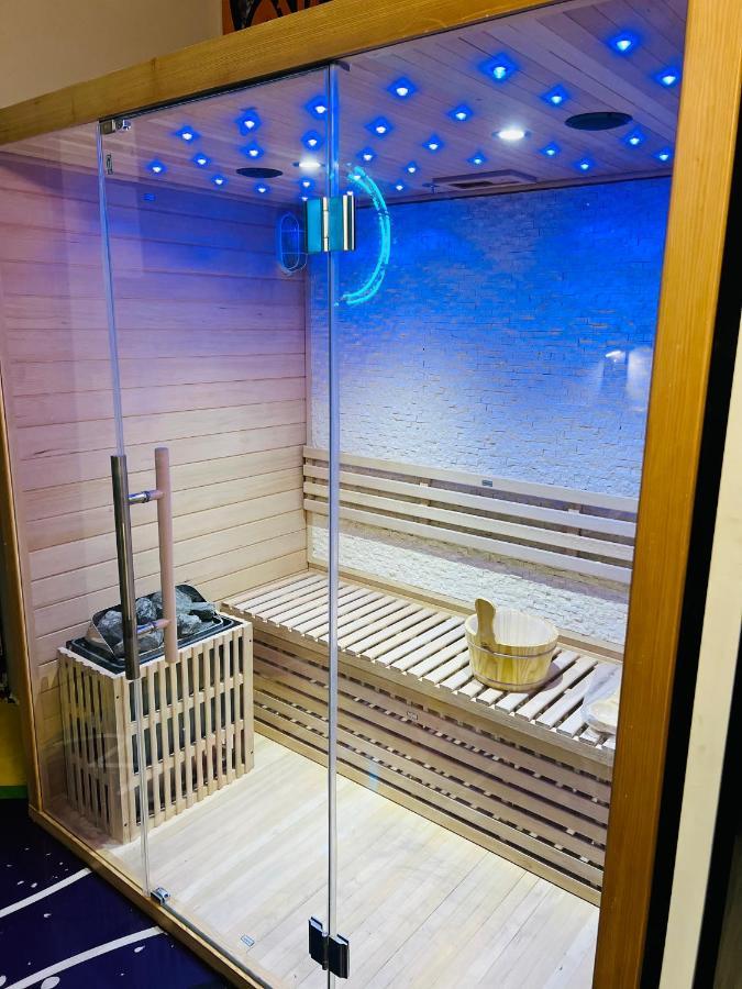 Capsule Street Art - Sauna- Jacuzzi - Playstation 5 - Billard - Netflix - Home Cinema - Terrasse ドゥエー エクステリア 写真