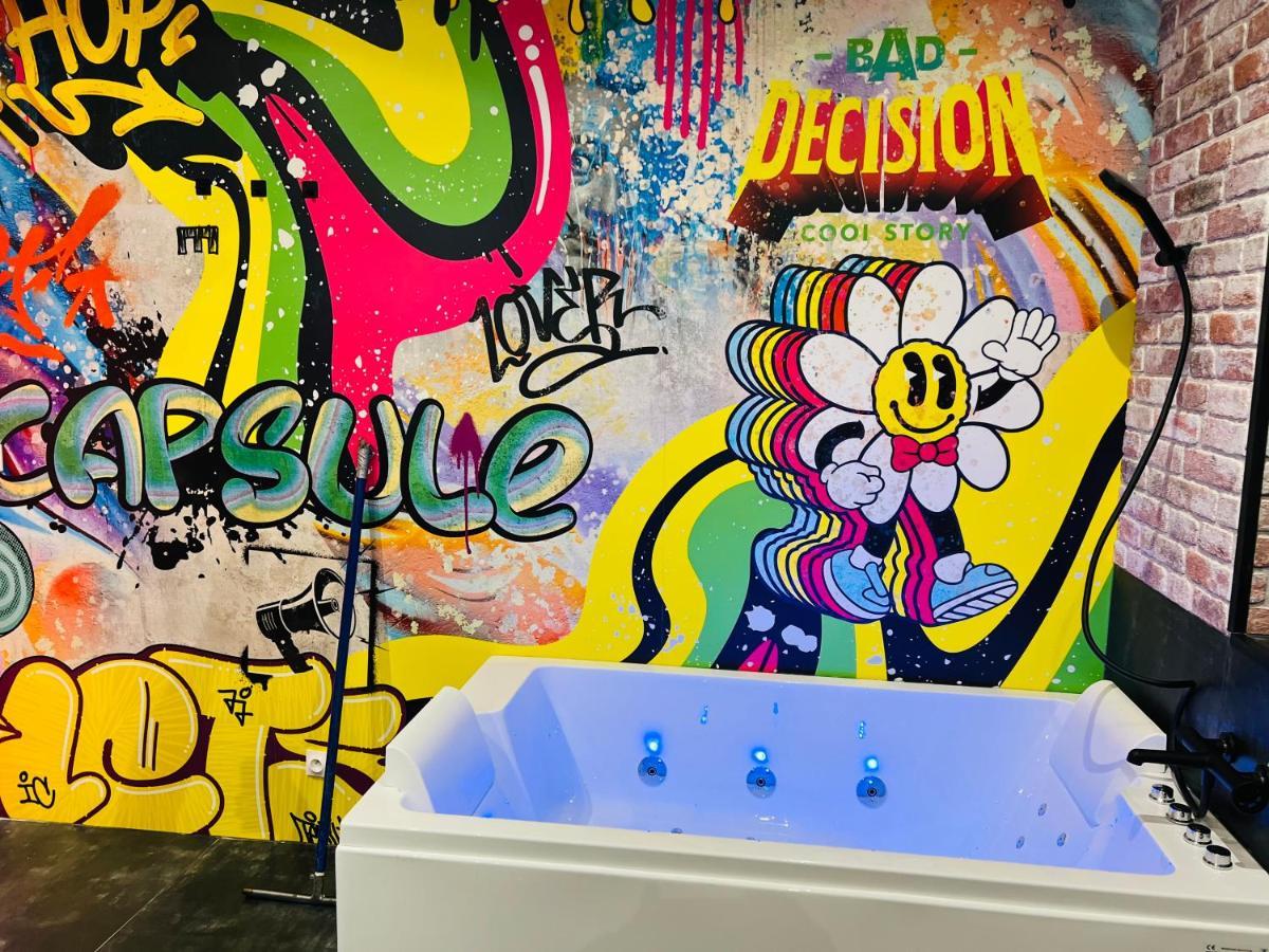Capsule Street Art - Sauna- Jacuzzi - Playstation 5 - Billard - Netflix - Home Cinema - Terrasse ドゥエー エクステリア 写真